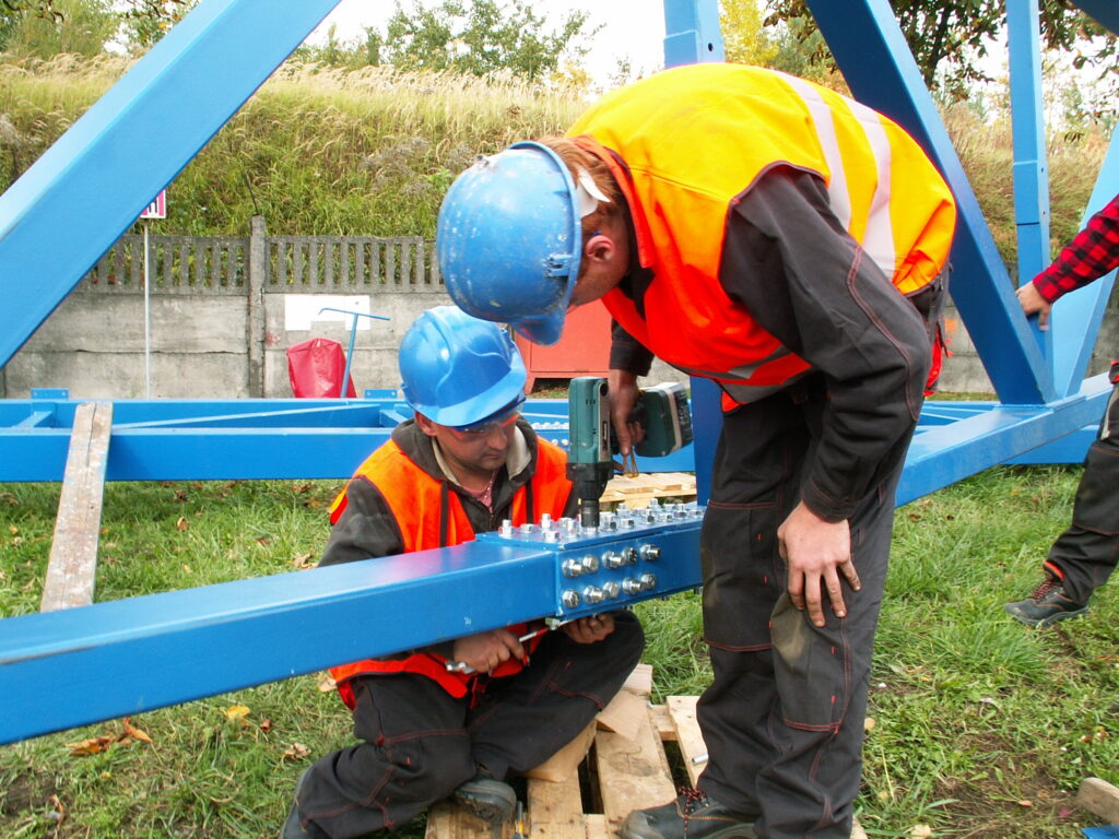 moment dokręcenia śrub